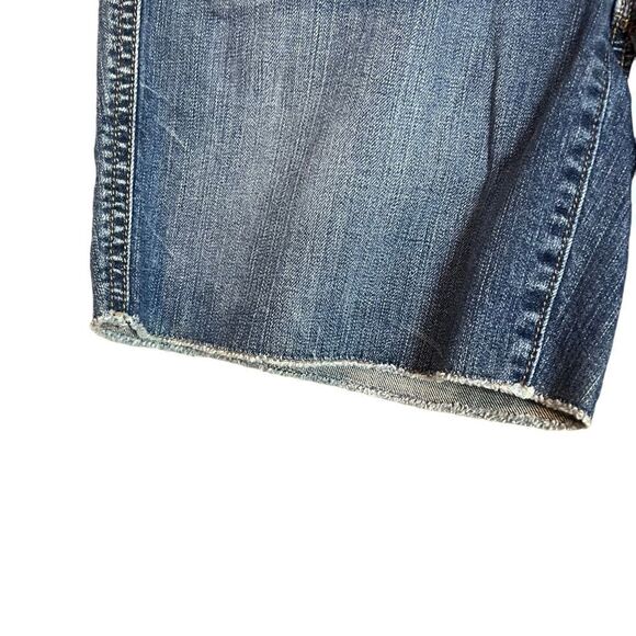 3 for $30! Loft medium wash jean shorts with frayed ends. Size 27 - Picture 9 of 9
